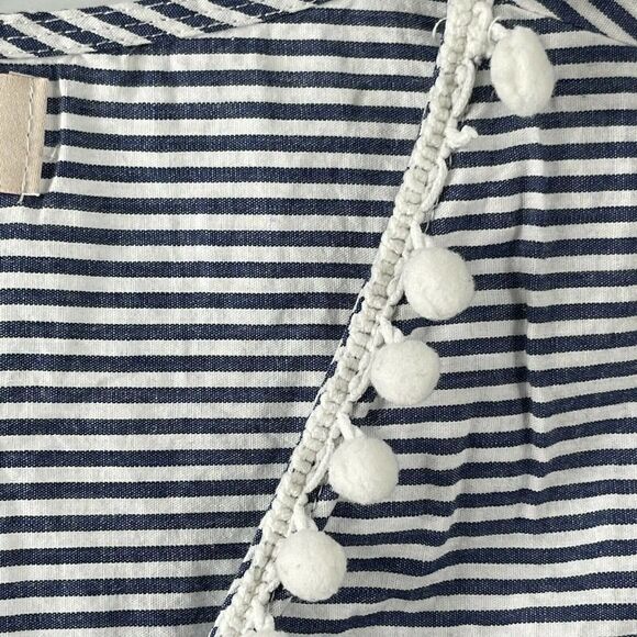 Blush Pom Pom Sleeveless Top Blue White Striped Deep Adjustable V Neck Womens L - Picture 9 of 10